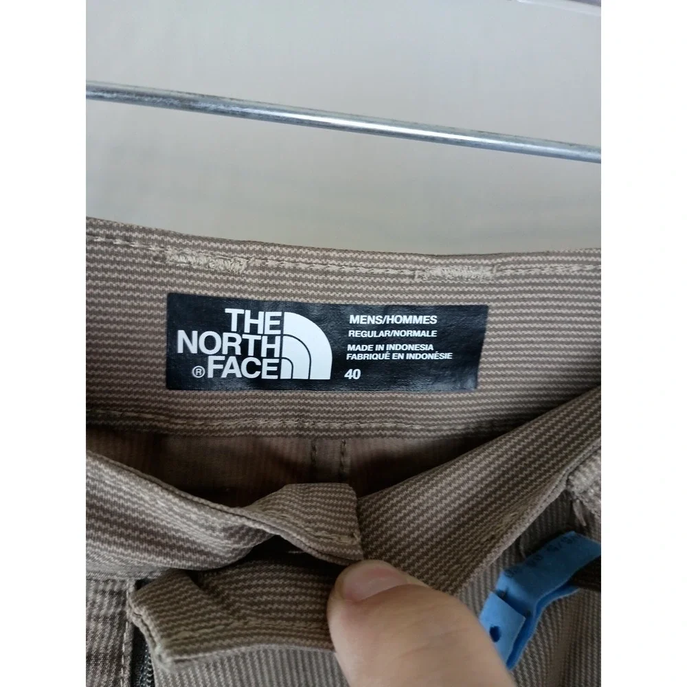 North Face Shorts Mens 40 Beige Striped Chino Flat Front Zip‎ Pocket Casual
